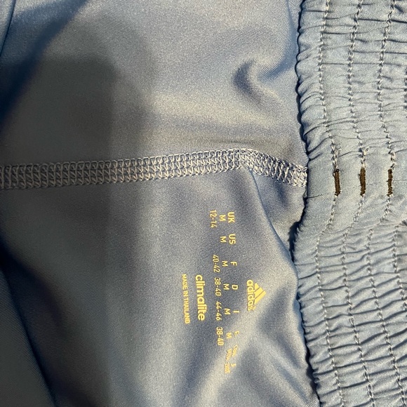 GUC ADIDAS RUNNING SHORTS - Picture 2 of 3